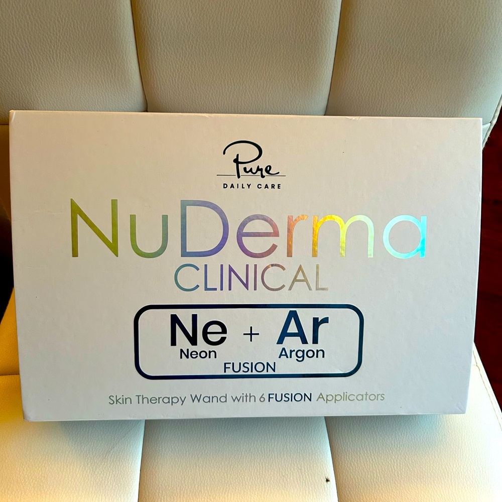 NuDerma Clinical Skin Therapy Wand Set